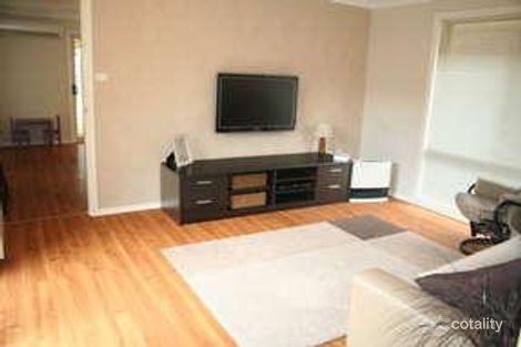 Property photo of 8 Sabre Crescent Holsworthy NSW 2173