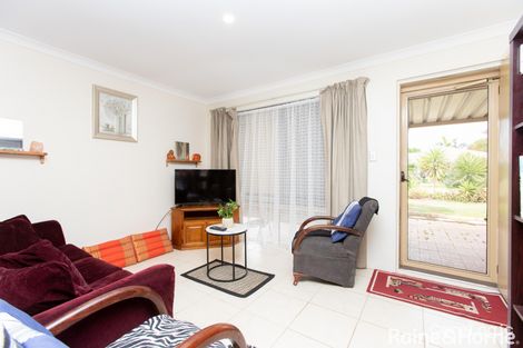 Property photo of 8 Oldham Place Usher WA 6230