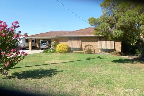 228 Hume St, Corowa, NSW 2646