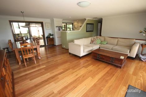 Property photo of 1 Kalpara Close Bonny Hills NSW 2445