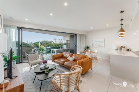 Property photo of 2/19 Princess Street Bulimba QLD 4171