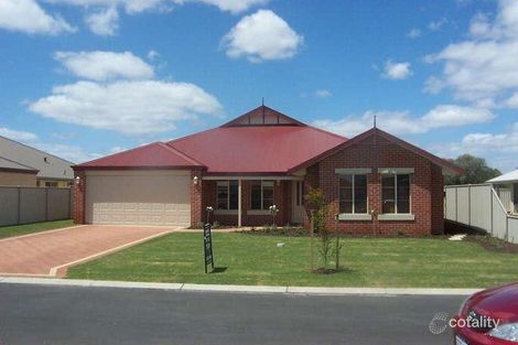 Property photo of 8 Pearl Link Australind WA 6233