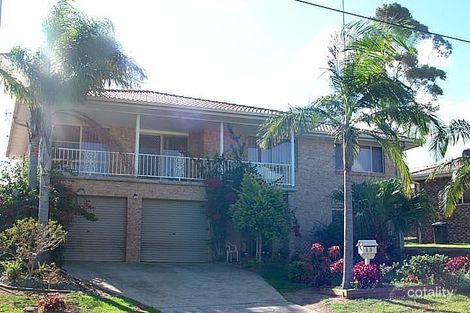 13 Parker Cl, Woolgoolga, NSW 2456