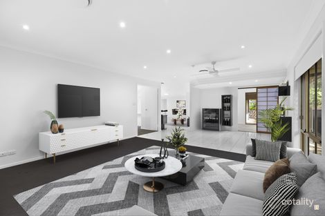 28 Barrier Pl, Forest Lake, QLD 4078