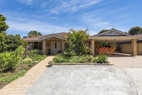 Property photo of 28 Hollyoak Place Thornlie WA 6108