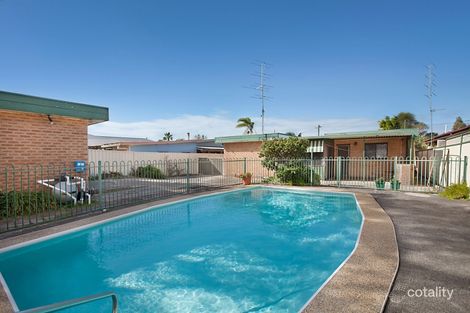 Property photo of 37 Flinders Avenue Killarney Vale NSW 2261