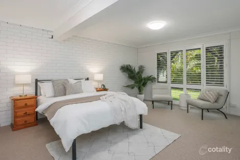 Property photo of 16 Old Ferry Road Illawong NSW 2234