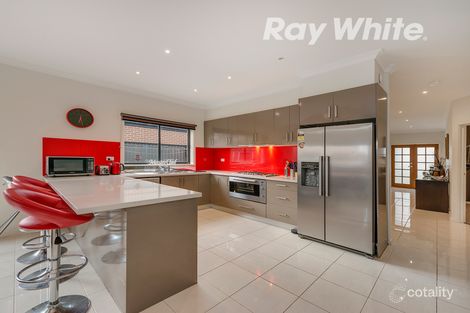 Property photo of 18 Yumbarra Parade Wollert VIC 3750