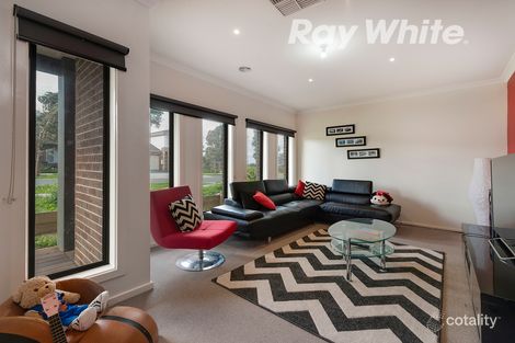 Property photo of 18 Yumbarra Parade Wollert VIC 3750