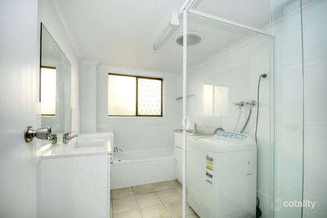 Property photo of 2/12 Fraser Avenue Miami QLD 4220