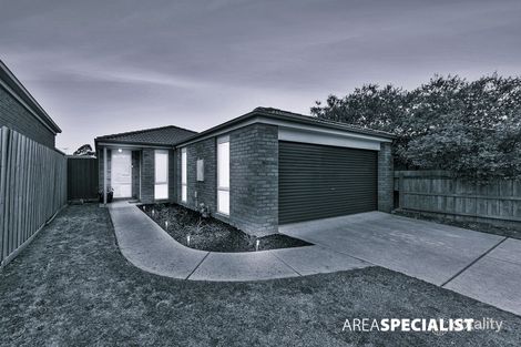 Property photo of 2 Sir Thomas Drive Pakenham VIC 3810