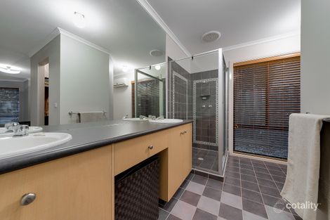 Property photo of 22 Fieldstone Boulevard Beaconsfield VIC 3807