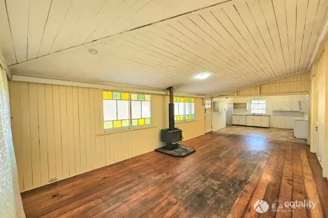 Property photo of 13 Brisbane Road Ebbw Vale QLD 4304