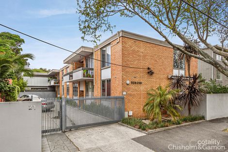 2/21 Kingsley St, Elwood, VIC 3184