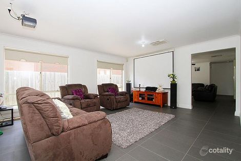 Property photo of 17C Hughes Parade Reservoir VIC 3073