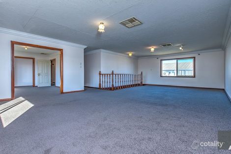 Property photo of 182A Kitchener Road Booragoon WA 6154