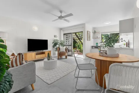 2/178 Martyn St, Manunda, QLD 4870