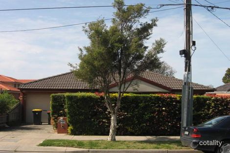 10 Irwin St, Clayton, VIC 3168