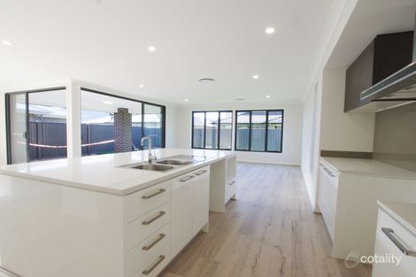 31 Fenner Tce, Oran Park, NSW 2570