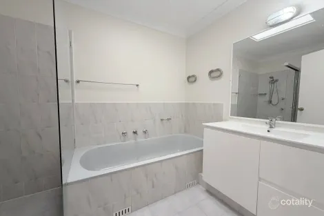 Property photo of 30/1-9 Cottee Drive Epping NSW 2121