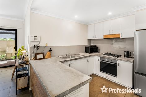 Property photo of 12/22 Knutsford Street North Perth WA 6006