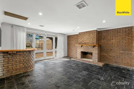 Property photo of 4 Tern Court Melton VIC 3337
