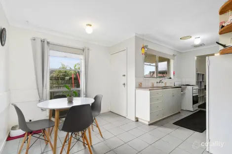Property photo of 10 Birch Drive Churchill VIC 3842