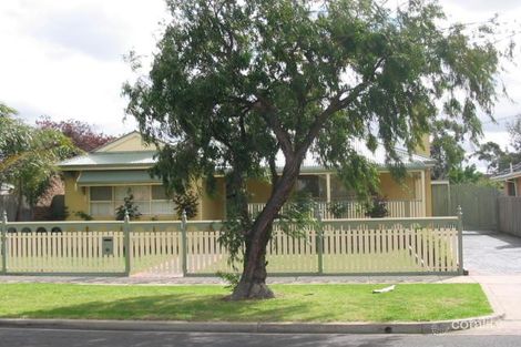 28 Riverside Ave, Avondale Heights, VIC 3034