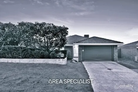 Property photo of 13 Trinity Drive Langwarrin VIC 3910