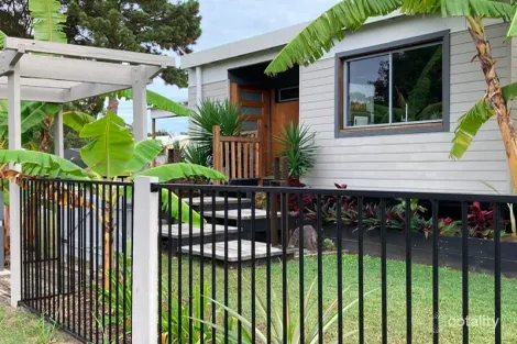 15 Udara Dr, Macleay Island, QLD 4184