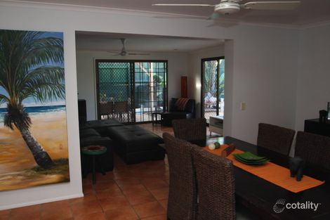 Property photo of 3 Range Court Arundel QLD 4214