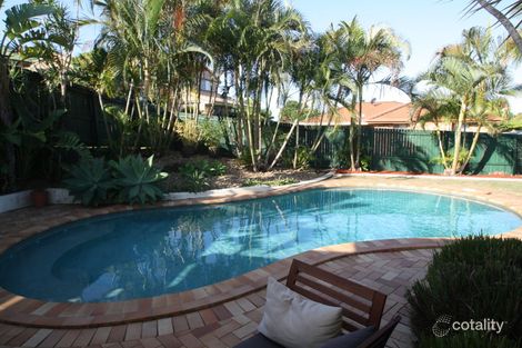 Property photo of 3 Range Court Arundel QLD 4214