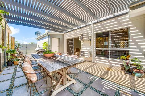 Property photo of 28 Daintree Boulevard New Auckland QLD 4680