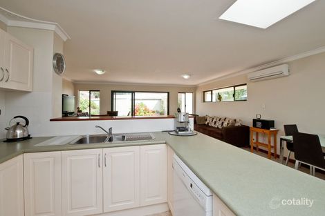 Property photo of 11 Jeanes Road Karrinyup WA 6018