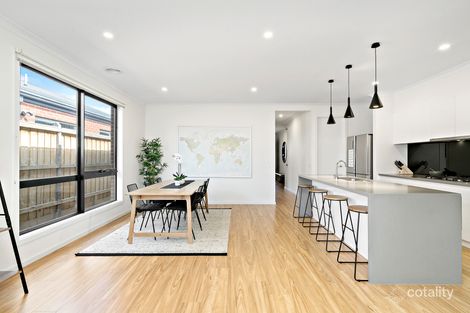 Property photo of 18 Songlark Crescent Carrum Downs VIC 3201