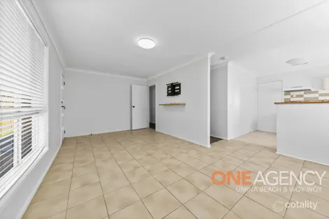 Property photo of 4 Rolfe Avenue Kanwal NSW 2259