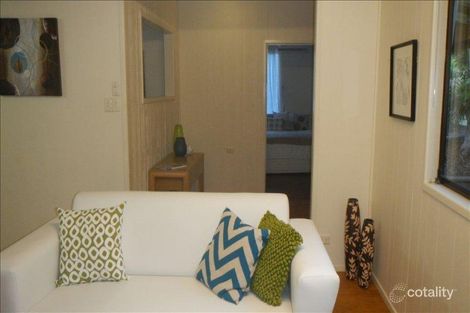 Property photo of 92 Raeburn Street Manly West QLD 4179