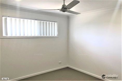 Property photo of 11 Irvine Place Hillcrest QLD 4118