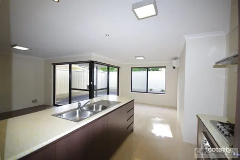 Property photo of 43 Markham Way Balga WA 6061