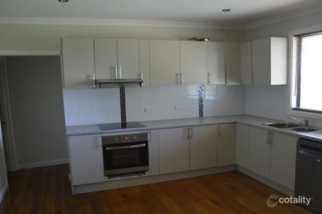 Property photo of 30 Robertson Street Morwell VIC 3840