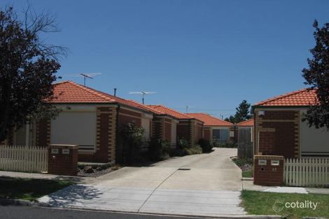 Property photo of 2/38-40 Oberon Avenue St Albans VIC 3021
