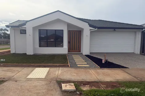 25 Dugan St, Thornhill Park, VIC 3335