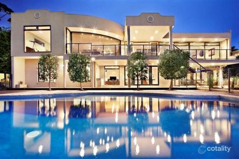 15 Canadian Bay Rd, Mount Eliza, VIC 3930