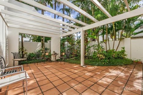 Property photo of 106-108 Cotlew Street East Southport QLD 4215