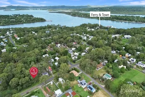 74 High Central Rd, Macleay Island, QLD 4184