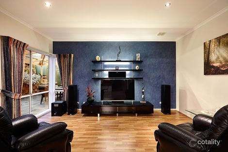 Property photo of 15 McIvor Way Attwood VIC 3049