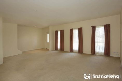 Property photo of 6/10 Parkhill Drive Berwick VIC 3806