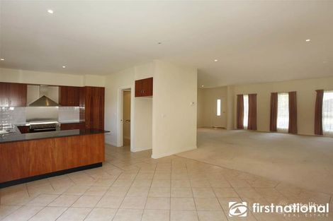 Property photo of 6/10 Parkhill Drive Berwick VIC 3806