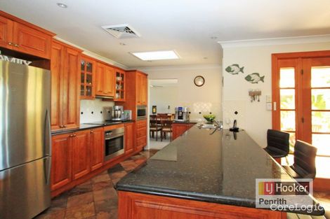 Property photo of 30 Ploughman Crescent Werrington Downs NSW 2747