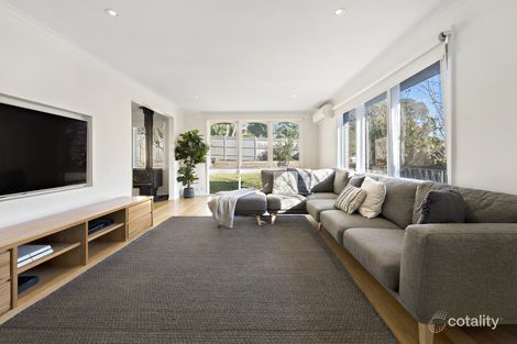 Property photo of 39 Pine Hill Drive Frankston VIC 3199